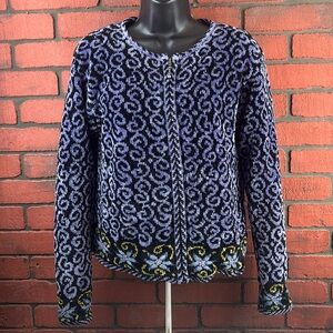 Icelandic Woman's‎ Medium Purple Zip-Up Sweater – Cozy Casual